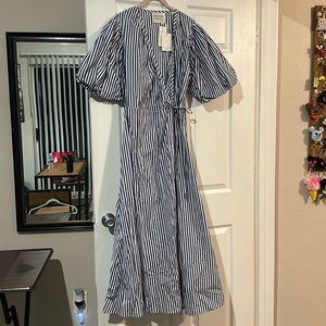 Les Coyotes De Paris dress